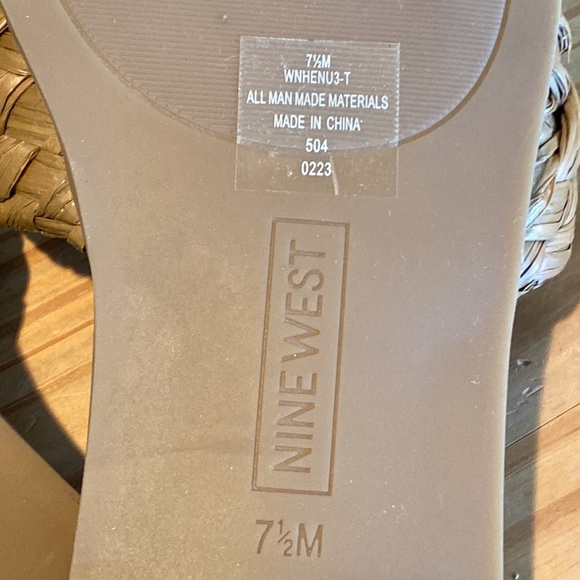 🎉 LIKE NEW‼️ NINE WEST SUMMER FLATS‼️ - Picture 5 of 10